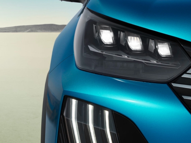 Peugeot 2008 híbrido