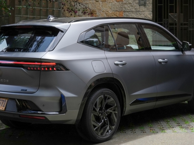 Renault Koleos Esprit Alpine Full Hybrid