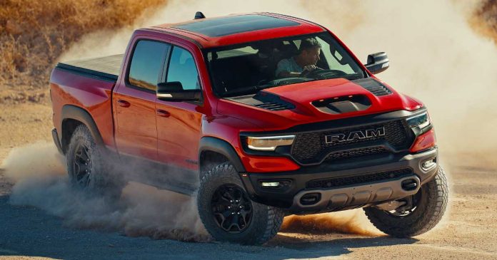 RAM-1500-TRX-V8-regreso