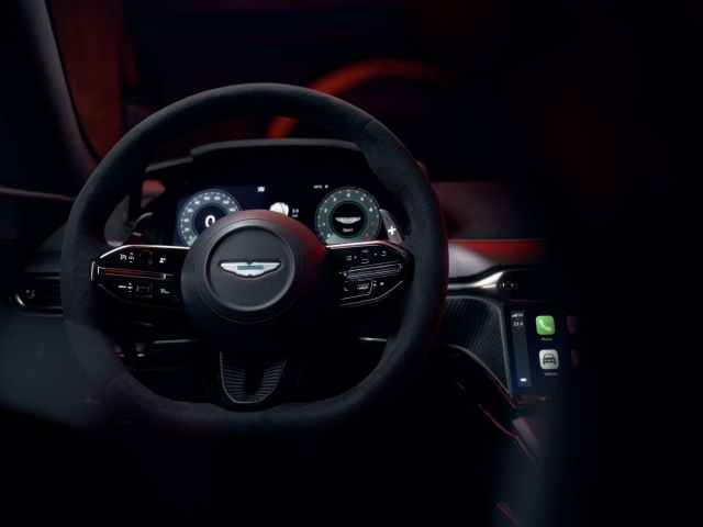 Aston Martin Vantage S