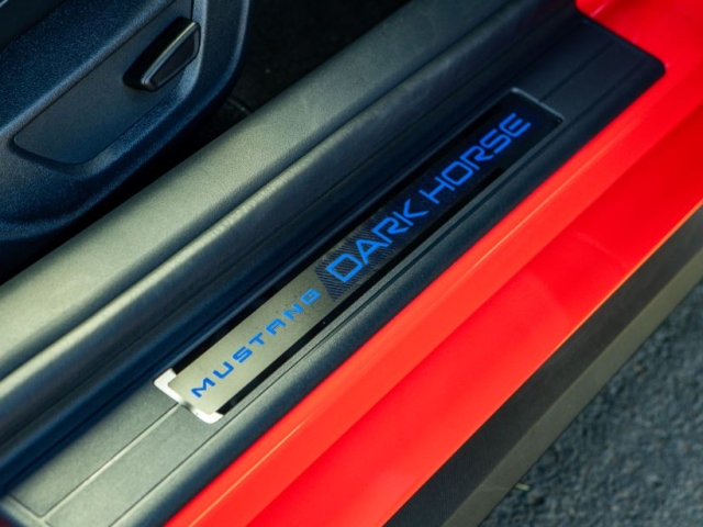 Ford Mustang Dark Horse