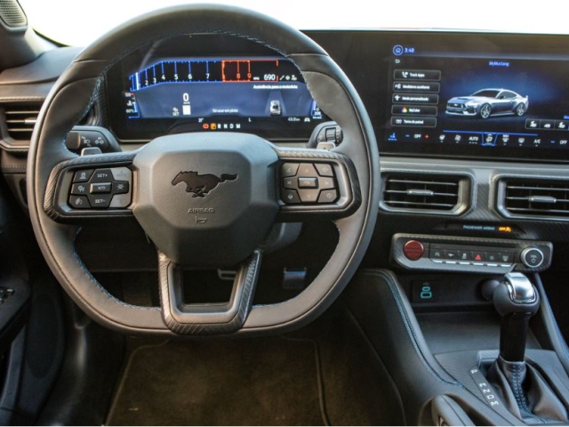 Ford Mustang Dark Horse