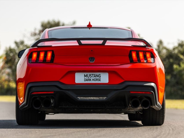 Ford Mustang Dark Horse