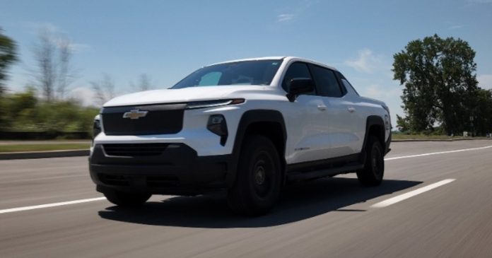 Chevrolet Silverado EV Work Truck récord autonomía