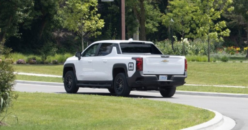 Chevrolet Silverado EV Work Truck récord autonomía