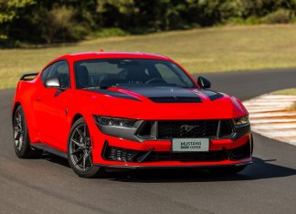 Ford Mustang Dark Horse