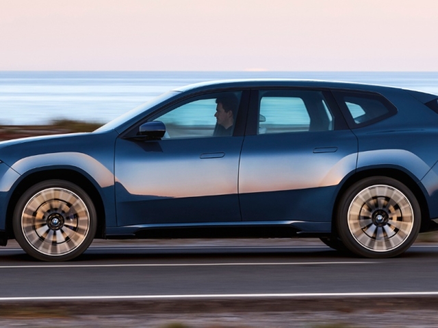 BMW iX3 2026