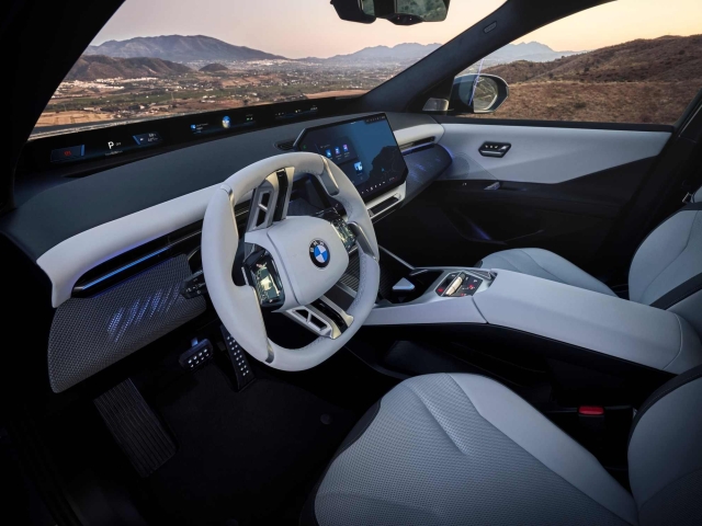 BMW iX3 2026