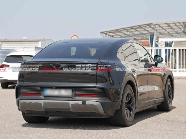Porsche Cayenne EV