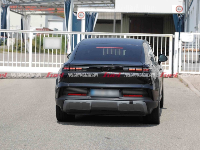 Porsche Cayenne EV