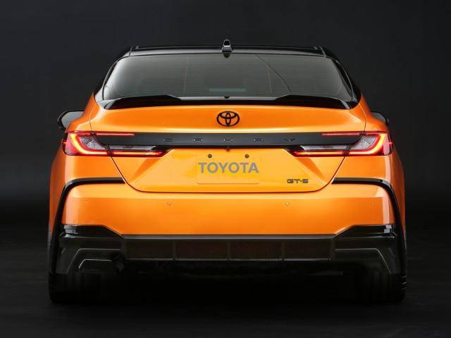 © Toyota Toyota Camry GT-S Concept
