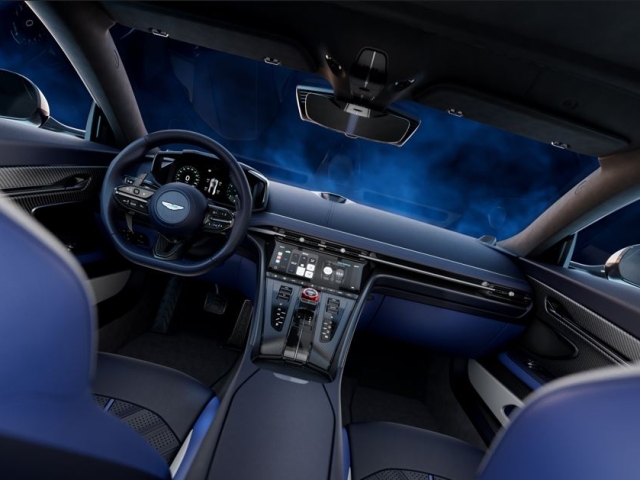 Aston Martin DB12 S