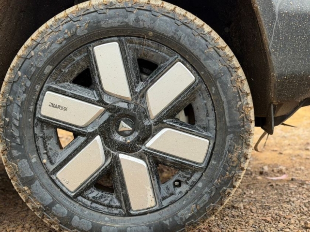 © Fuel Car Magazine Deepal G318 Colombia