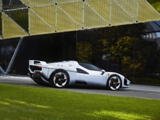 Ferrari SC40