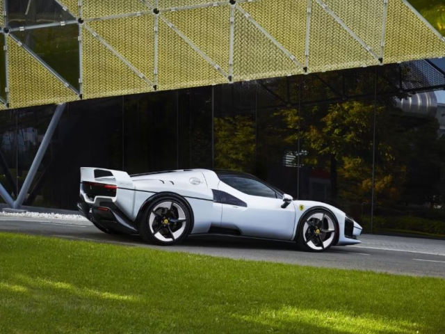 © Ferrari Ferrari SC40