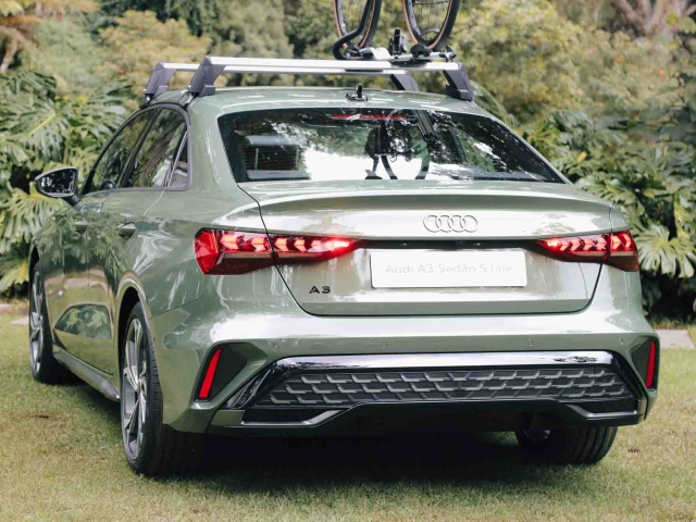 AUDI A 3 MHEV GALER&Iacute;A 1-4