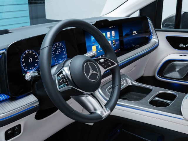 MERCEDES BENZ VLE GALER&Iacute;A 2.4