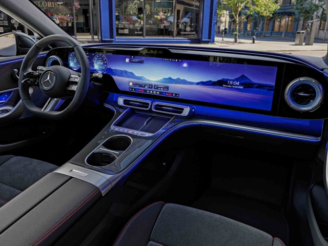 Mercedes Benz clase C interior 2