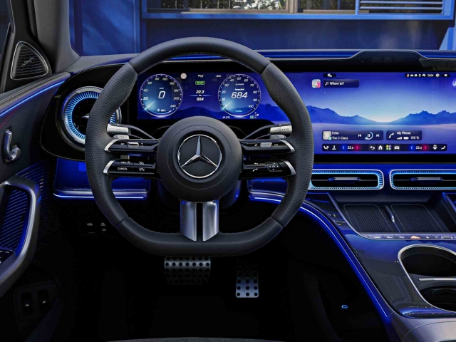 Mercedes Benz clase C interior 3