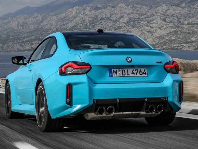 BMW M2 2027 EXTERIOR-2