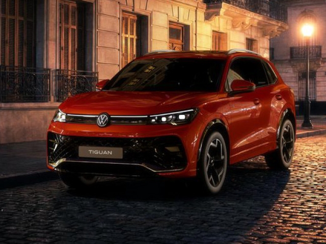 VOLKSWAGEN TIGUAN EXT-2