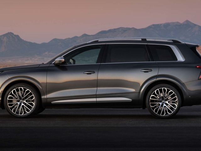 Audi SQ9 SUV