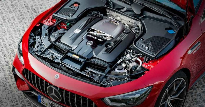 Mercedes-AMG-V8 Mercedes-AMG-V8